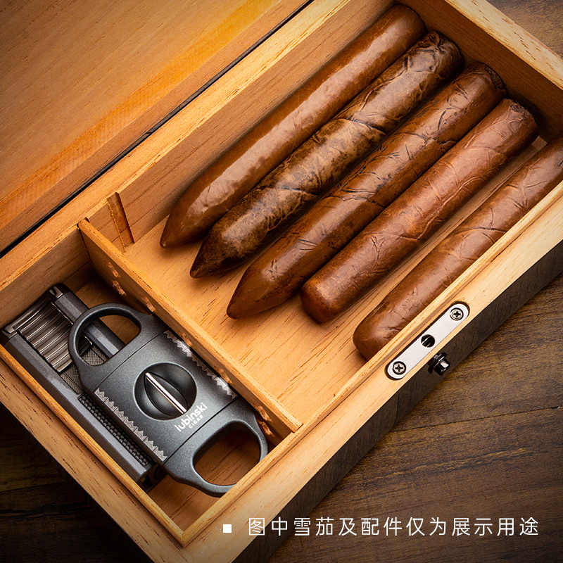 Lubinski 魯賓斯基 便攜式鋼琴烤漆雪茄保濕醇化盒 收納 · 旅行盒｜W Cigar Shop 雪茄配件 商品詳情 3