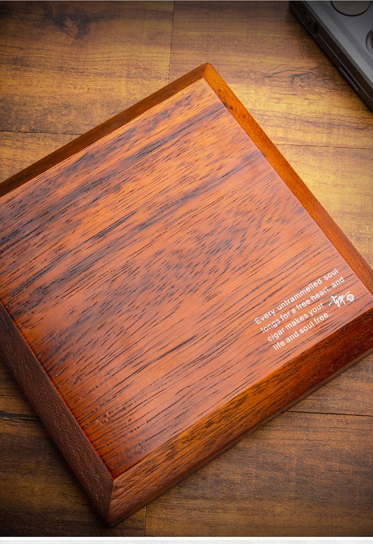 Lubinski 魯賓斯基 高檔雞翅木實木四槽雪茄菸灰缸 菸灰缸｜W Cigar Shop 雪茄配件 商品詳情 4