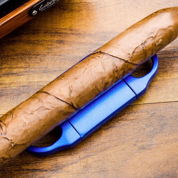 Lubinski 魯賓斯基 鋅合V型雪茄剪 雪茄剪|W Cigar Shop 雪茄配件 商品詳情 4