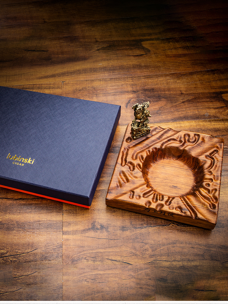 Lubinski 魯賓斯基 實木雕刻瑞獸雪茄菸灰缸 菸灰缸|W Cigar Shop 雪茄配件 商品詳情 4