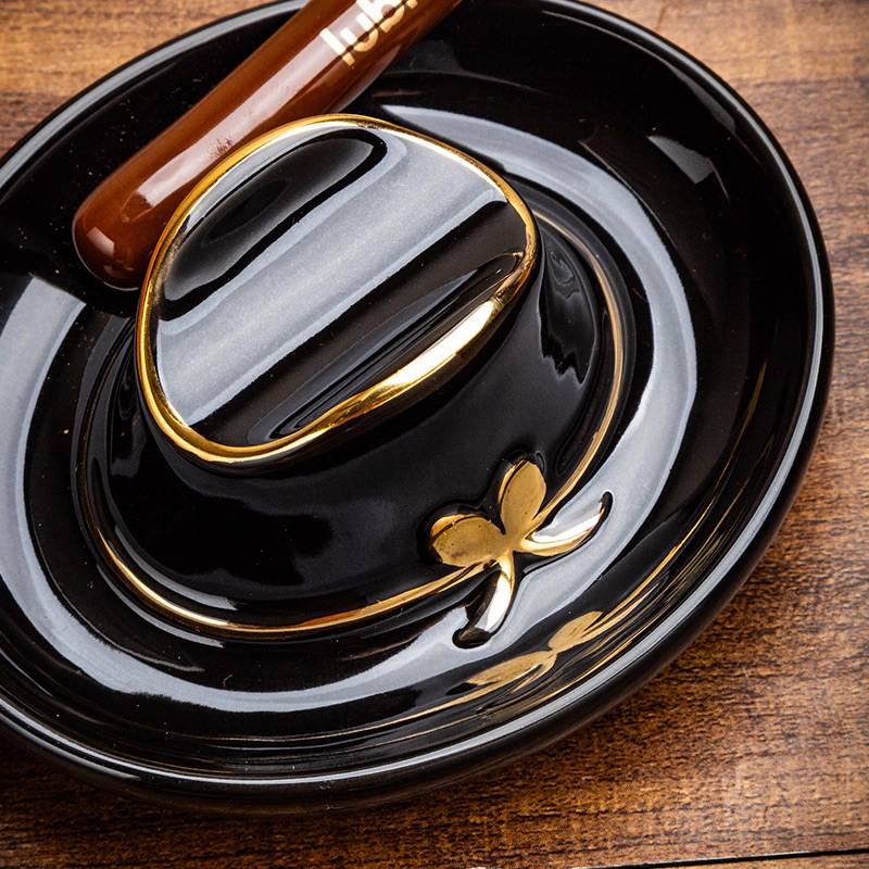 Lubinski 魯賓斯基 牛仔帽形陶瓷雪茄菸托 菸灰缸|W Cigar Shop 雪茄配件 商品詳情 3