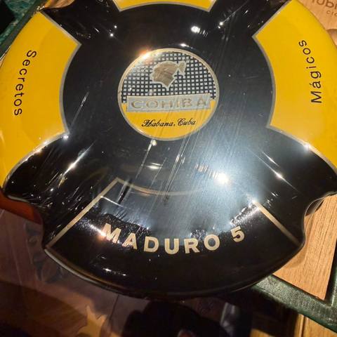 Maduro5 菸灰缸